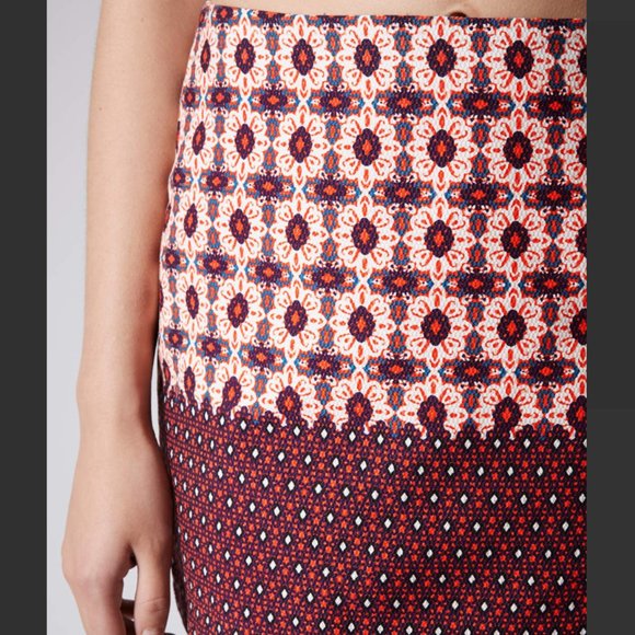 TOPSHOP Red tile border skirt 4 - Picture 3 of 10